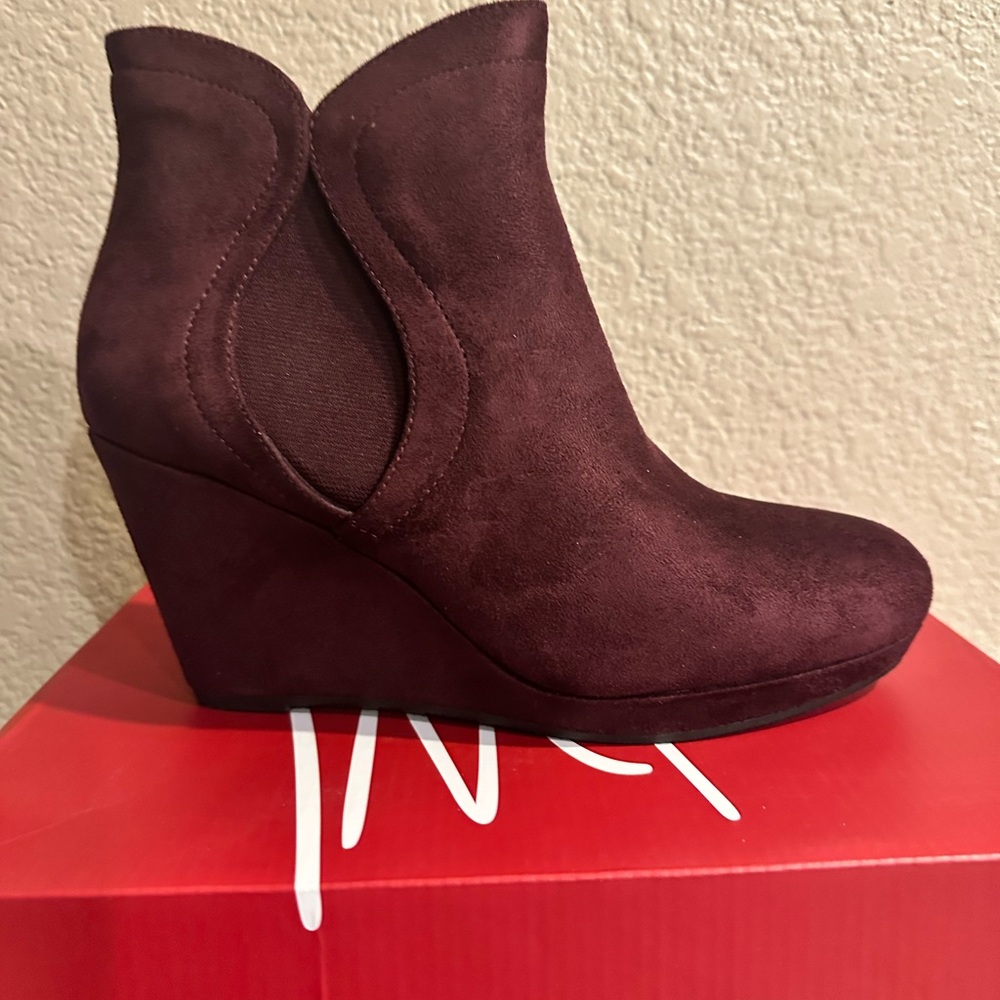 Women's Burgundy Wedge Ankle Boots